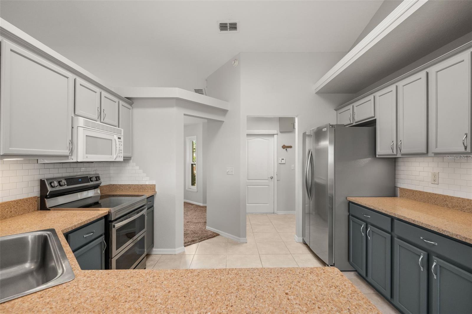 HIDDEN HILLS PHASE I - Residential