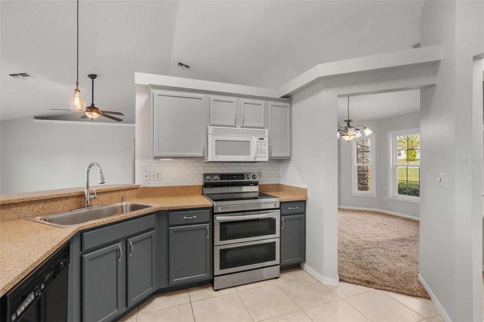 HIDDEN HILLS PHASE I - Residential
