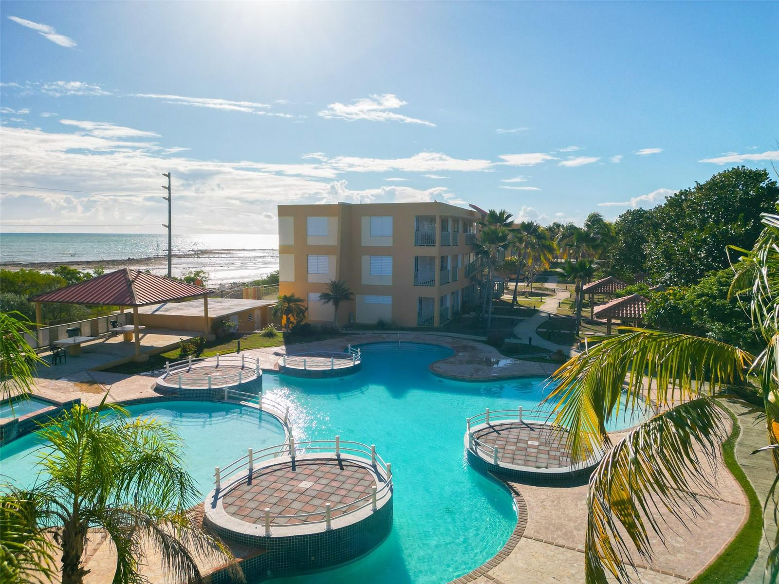 COND. PLAYAS DEL CARIBE RESORT - Residential