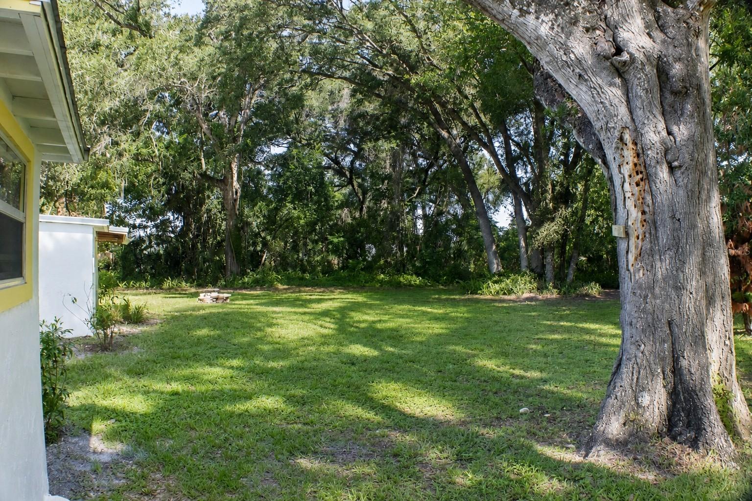 LAKE HELEN BLK 102 - Residential