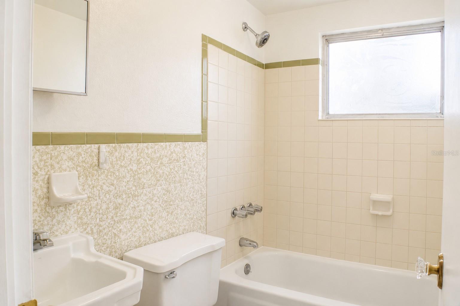 LAKE HELEN BLK 102 - Residential