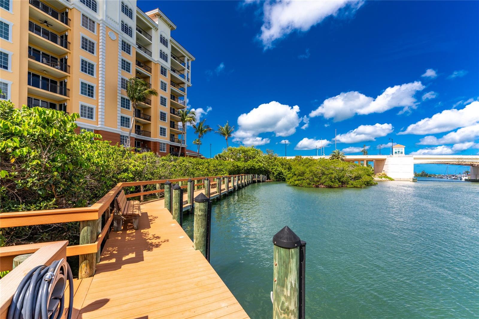 THE WATERFRONT ON VENICE ISLND - Residential