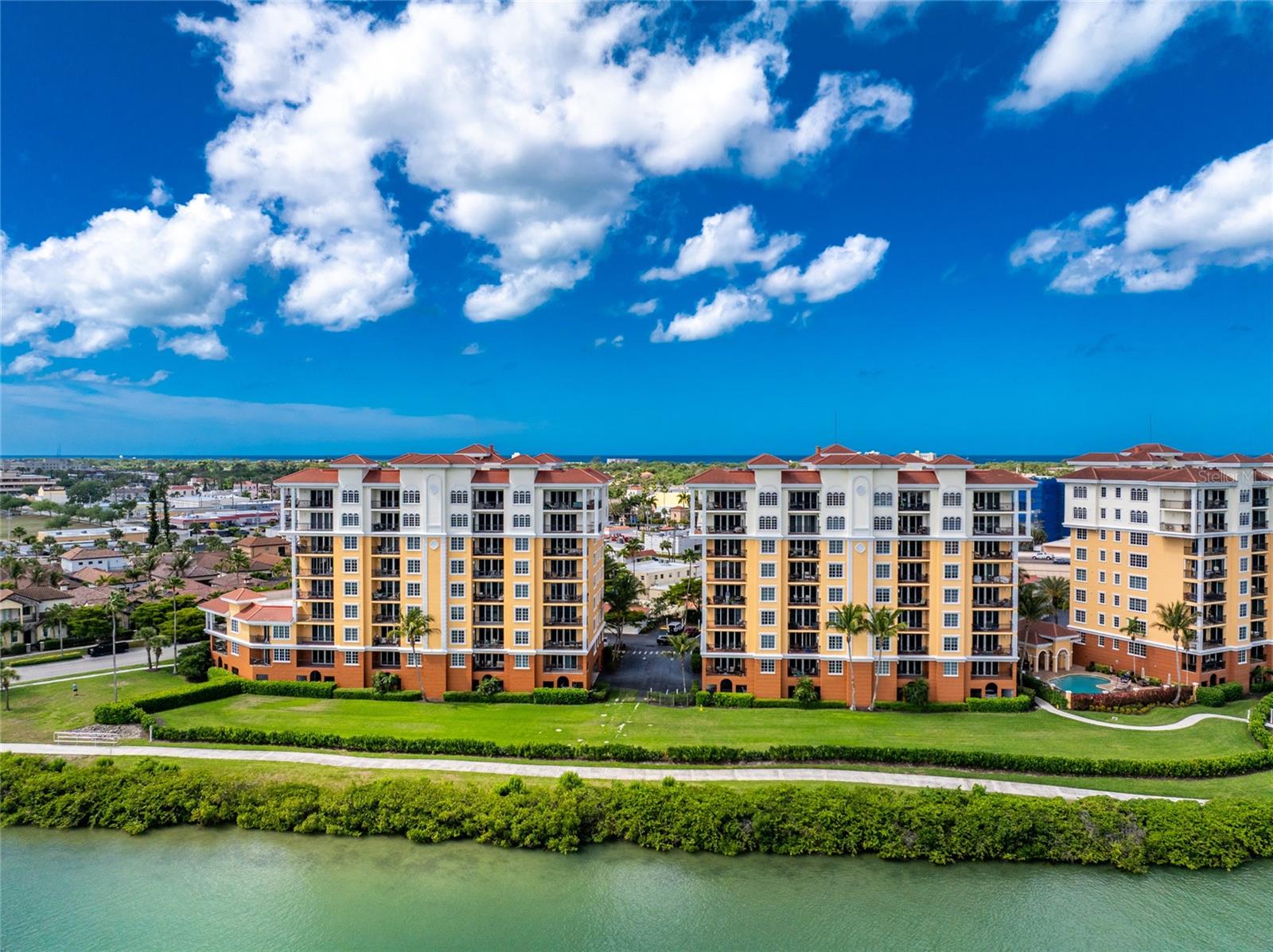THE WATERFRONT ON VENICE ISLND - Residential