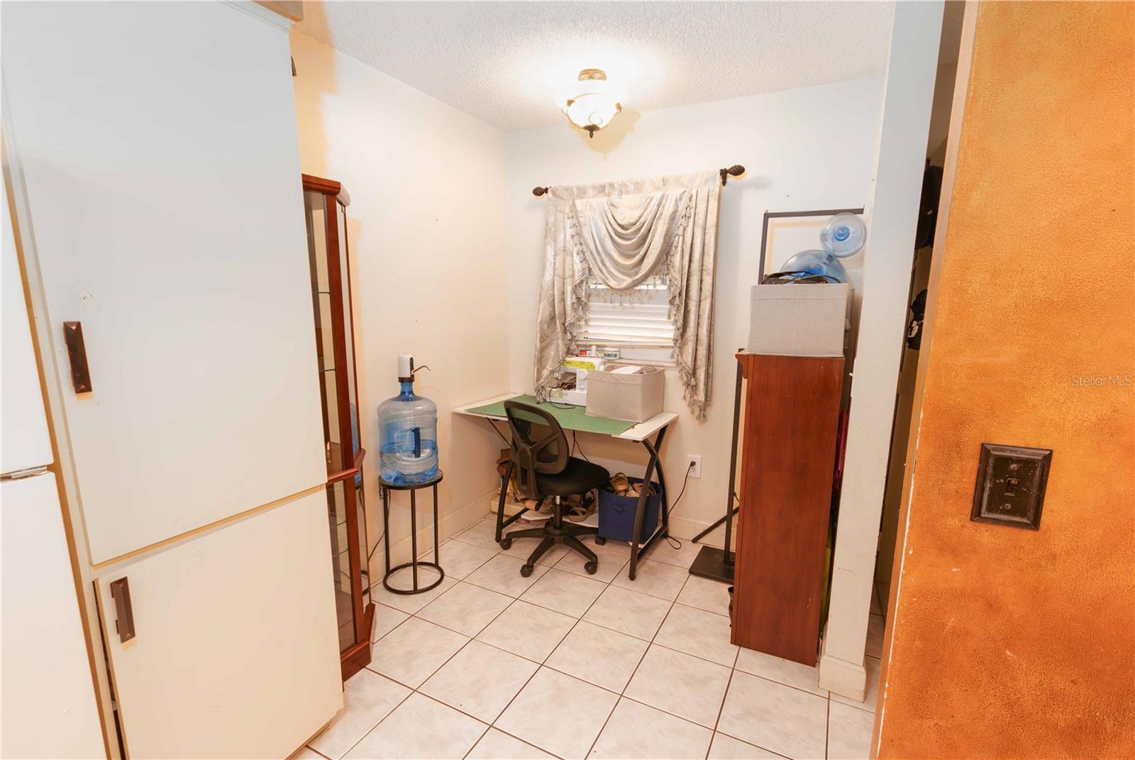 LANDINGS CONDO THE - Residential