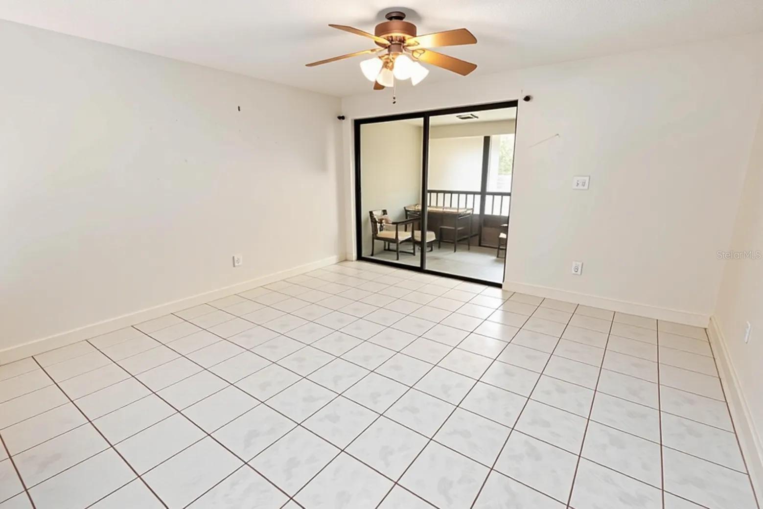 LANDINGS CONDO THE - Residential