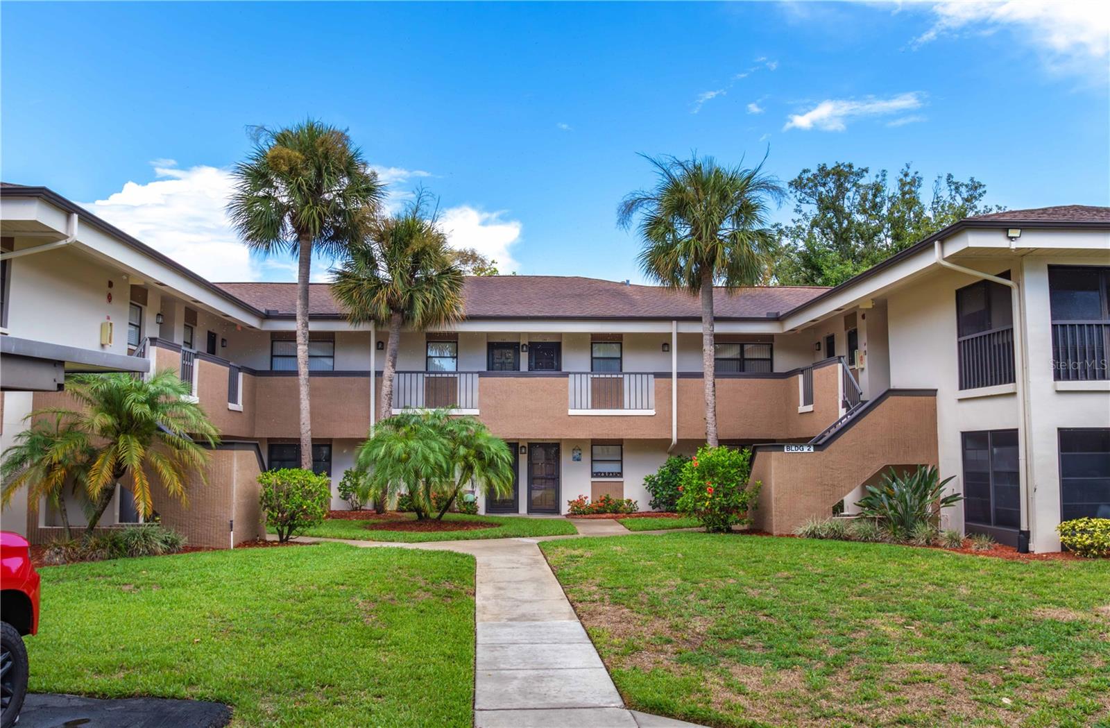 LANDINGS CONDO THE - Residential