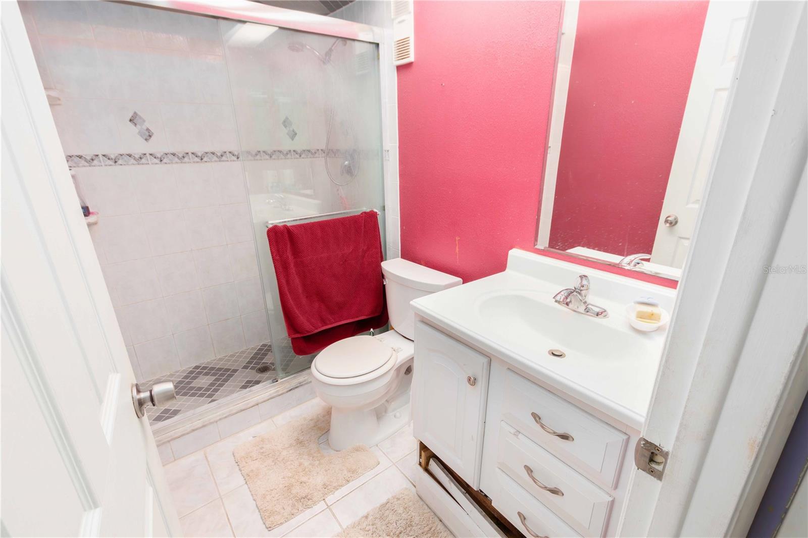 LANDINGS CONDO THE - Residential
