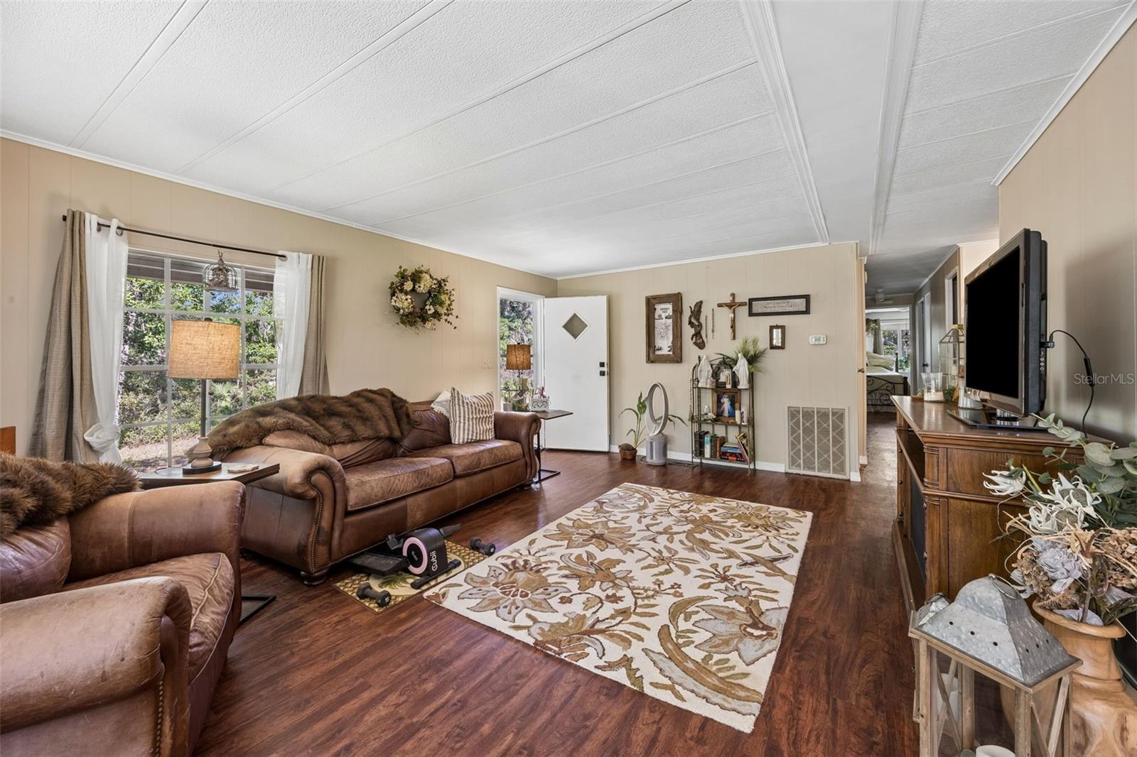 WHISPERING PINES SECTION PLANTATION PINES II - Residential