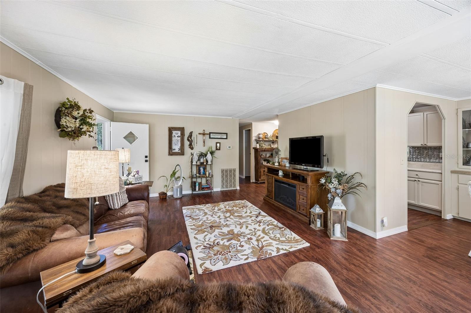 WHISPERING PINES SECTION PLANTATION PINES II - Residential