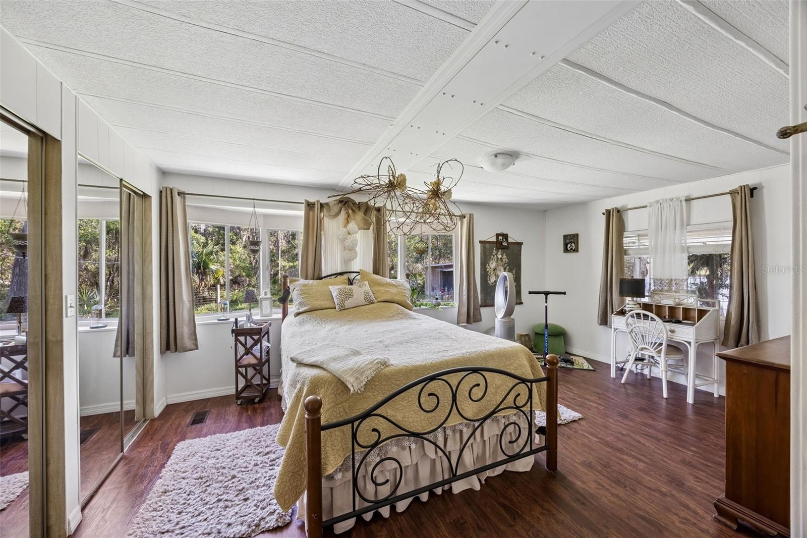 WHISPERING PINES SECTION PLANTATION PINES II - Residential