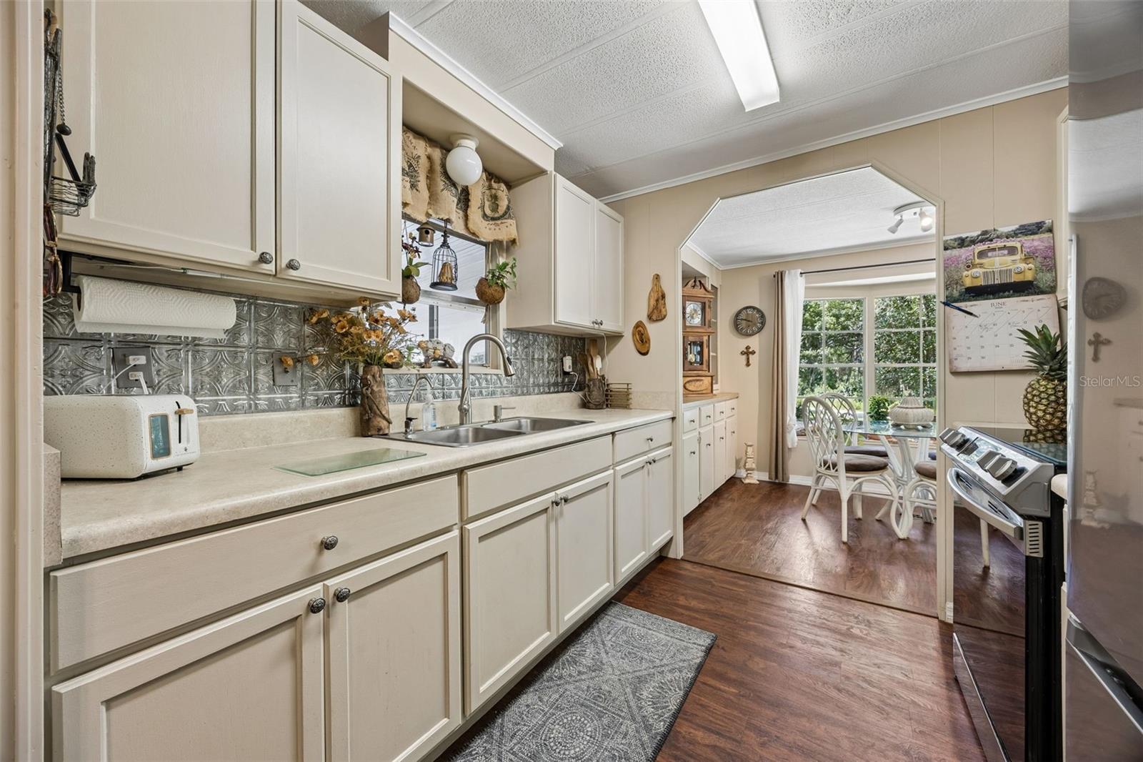 WHISPERING PINES SECTION PLANTATION PINES II - Residential