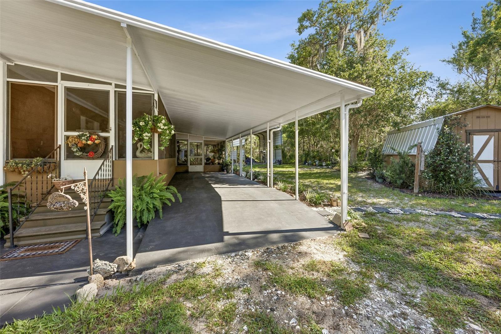 WHISPERING PINES SECTION PLANTATION PINES II - Residential
