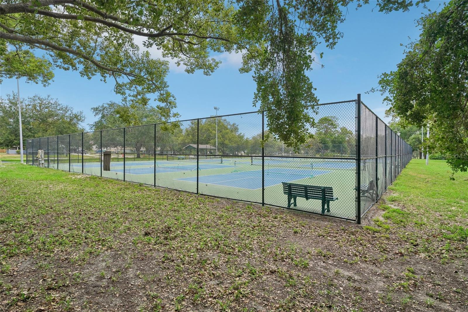 WESTLAKE VILLAGE SEC II - Residential