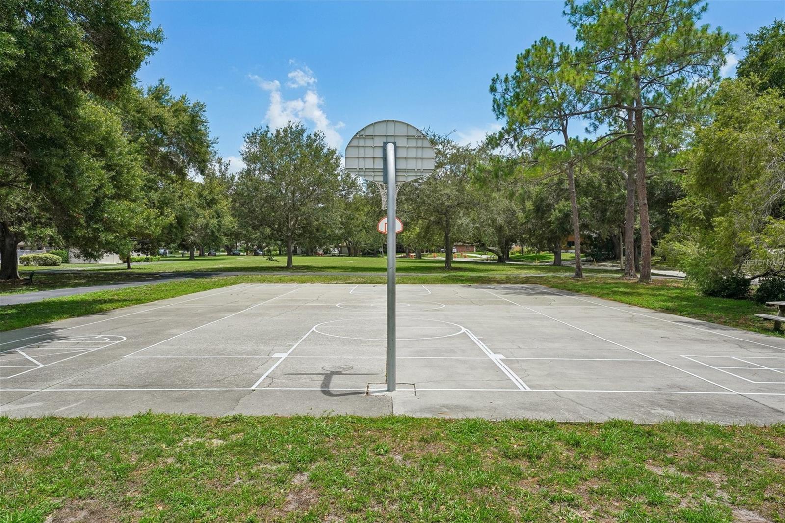 WESTLAKE VILLAGE SEC II - Residential