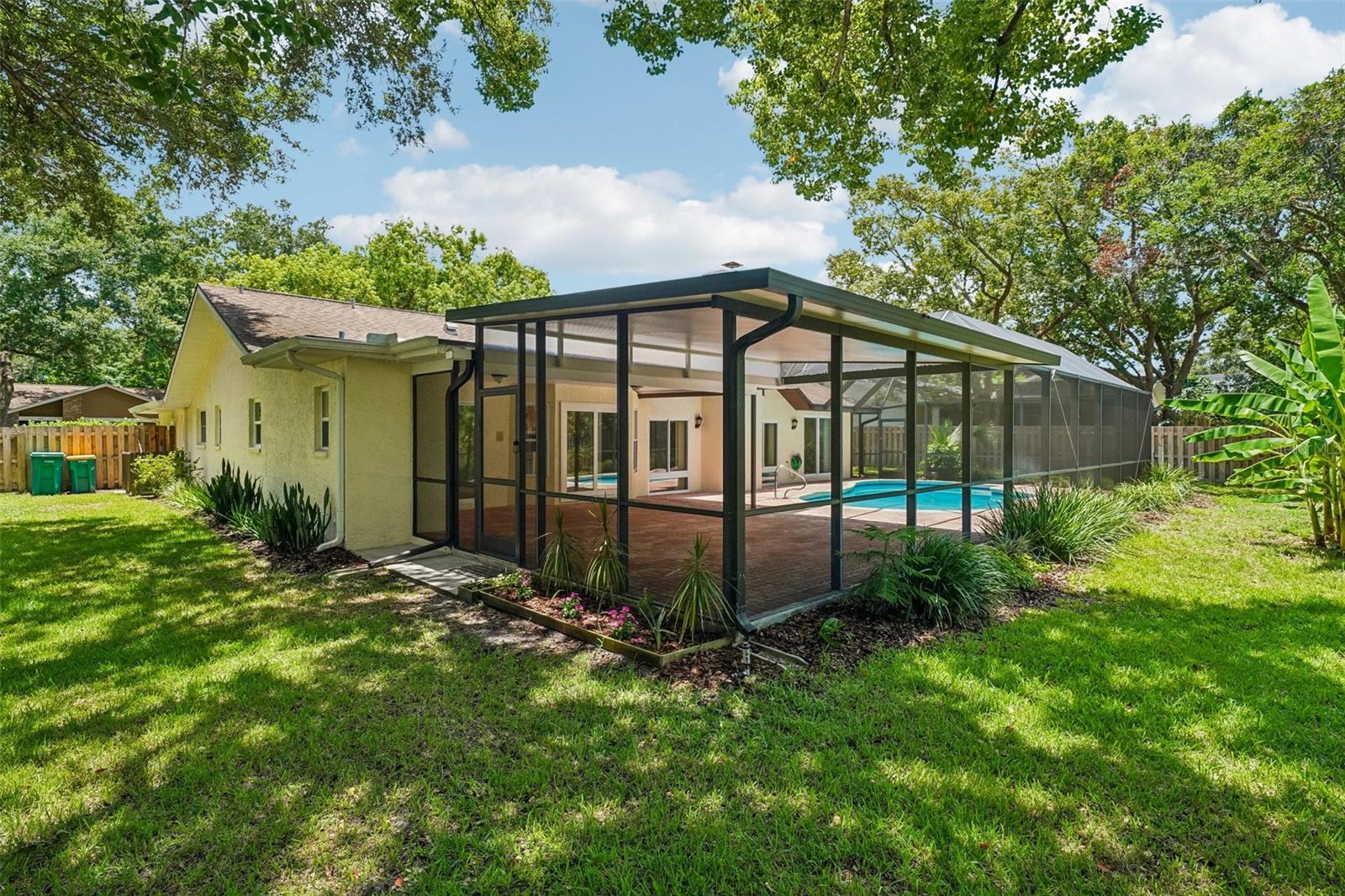 WESTLAKE VILLAGE SEC II - Residential