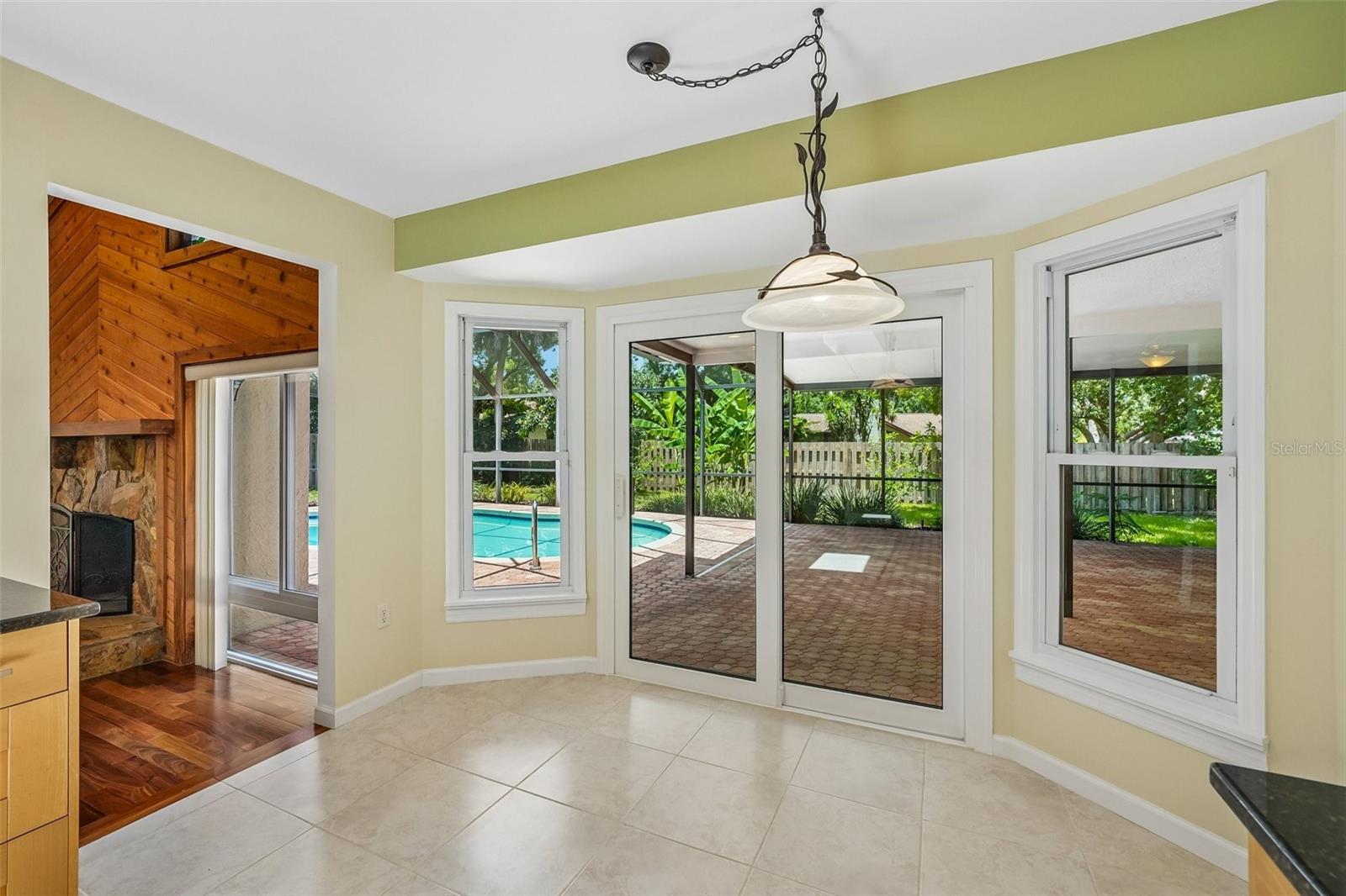 WESTLAKE VILLAGE SEC II - Residential