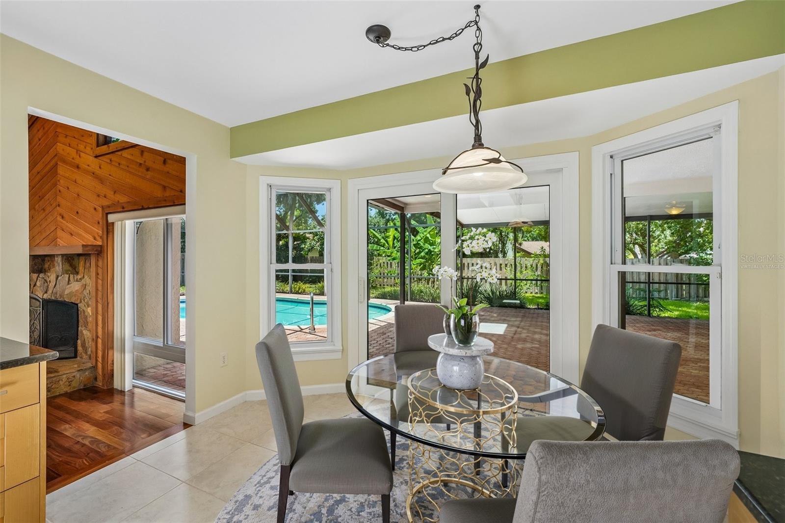 WESTLAKE VILLAGE SEC II - Residential