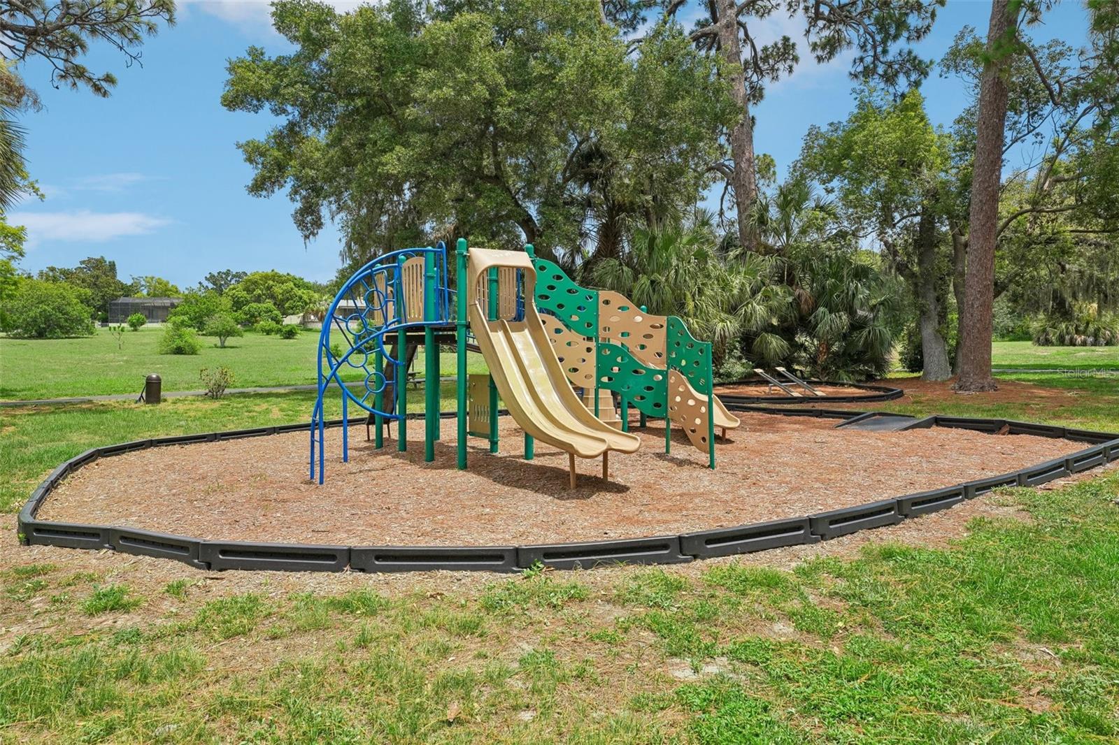 WESTLAKE VILLAGE SEC II - Residential