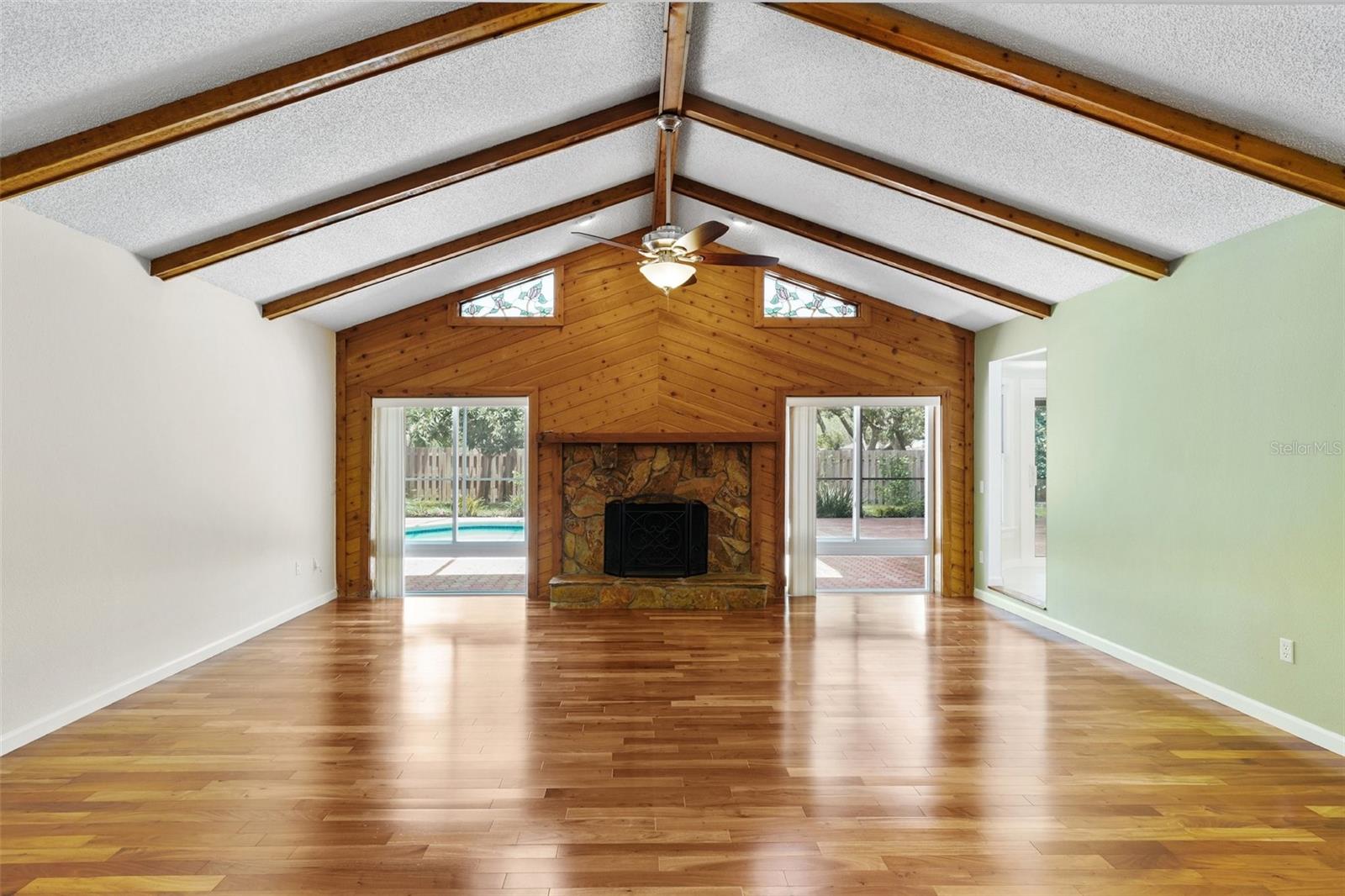 WESTLAKE VILLAGE SEC II - Residential
