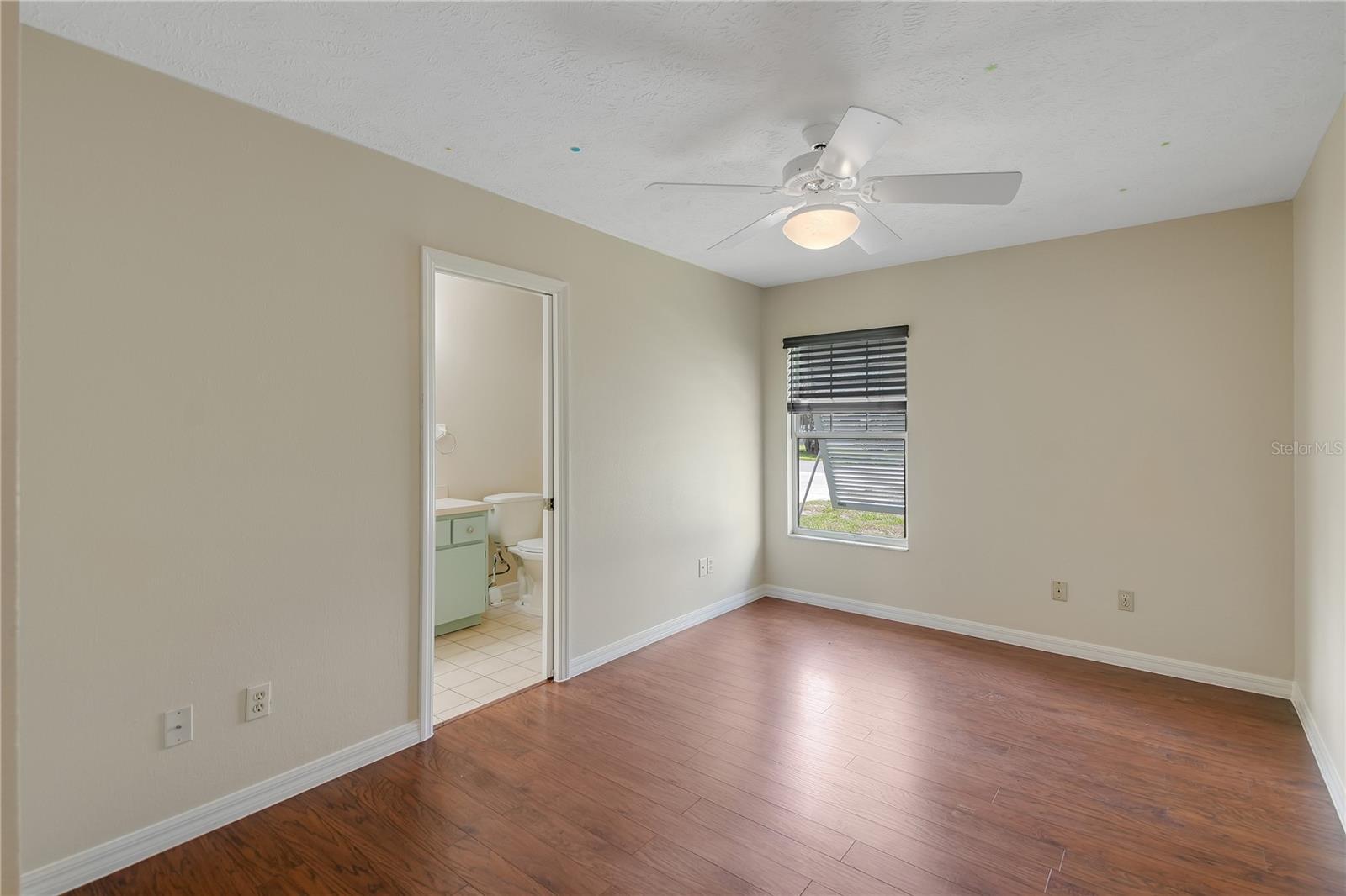 LADY LAKE BAGGETT ESTATES - Residential