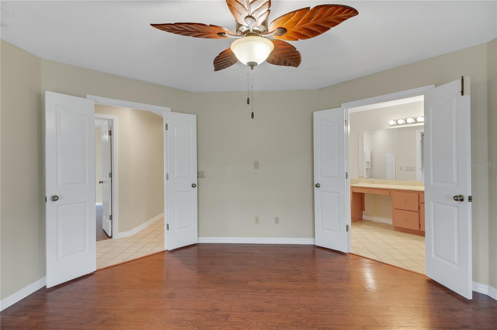 LADY LAKE BAGGETT ESTATES - Residential