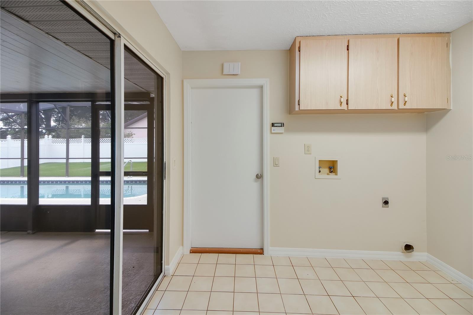 LADY LAKE BAGGETT ESTATES - Residential