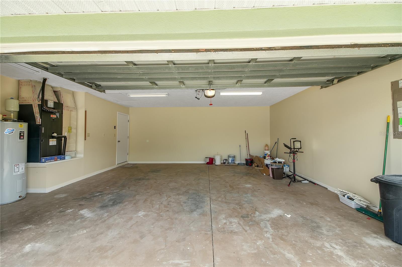 LADY LAKE BAGGETT ESTATES - Residential