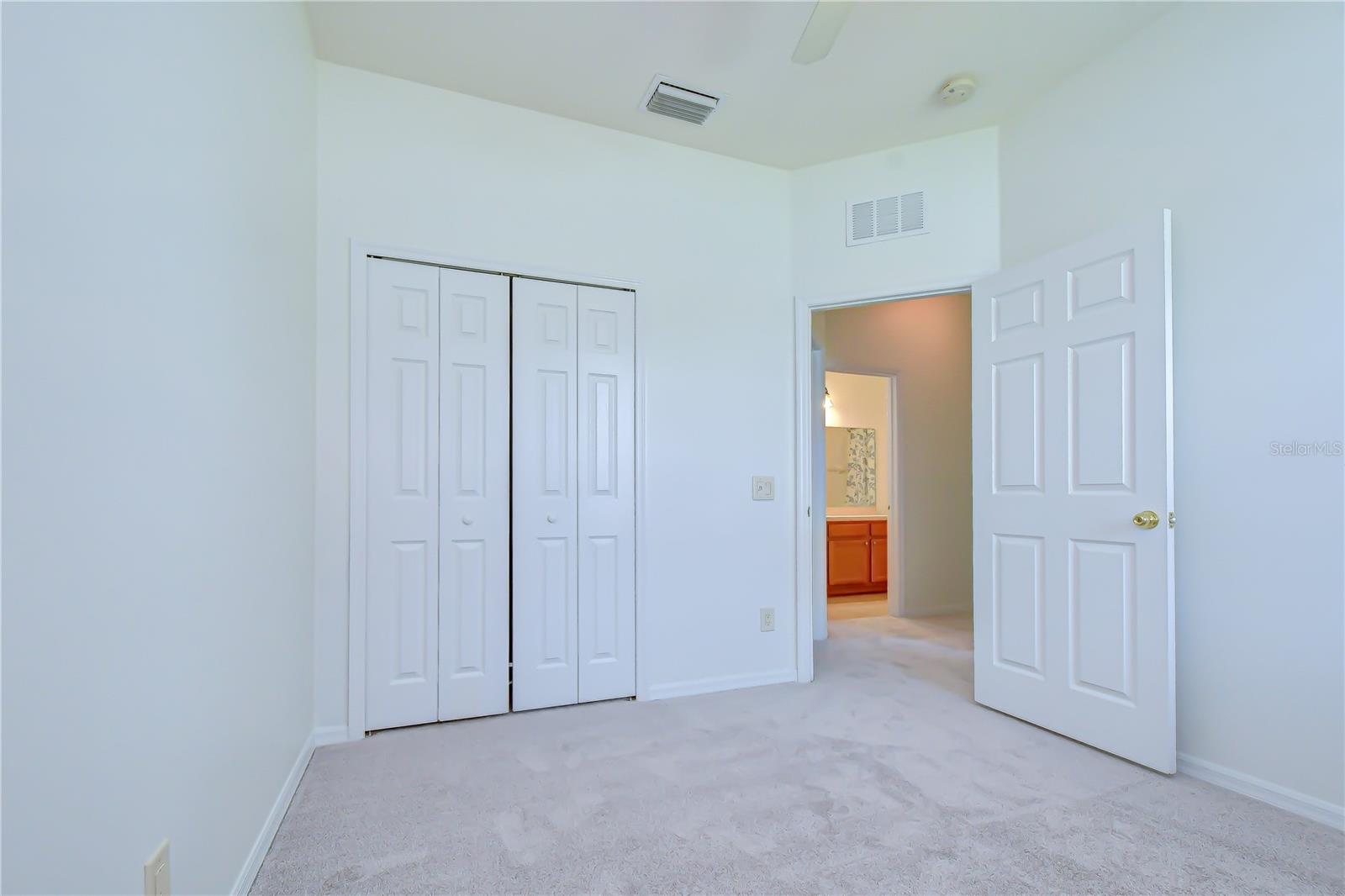SOUTHERN OAKS GROVE - Residential