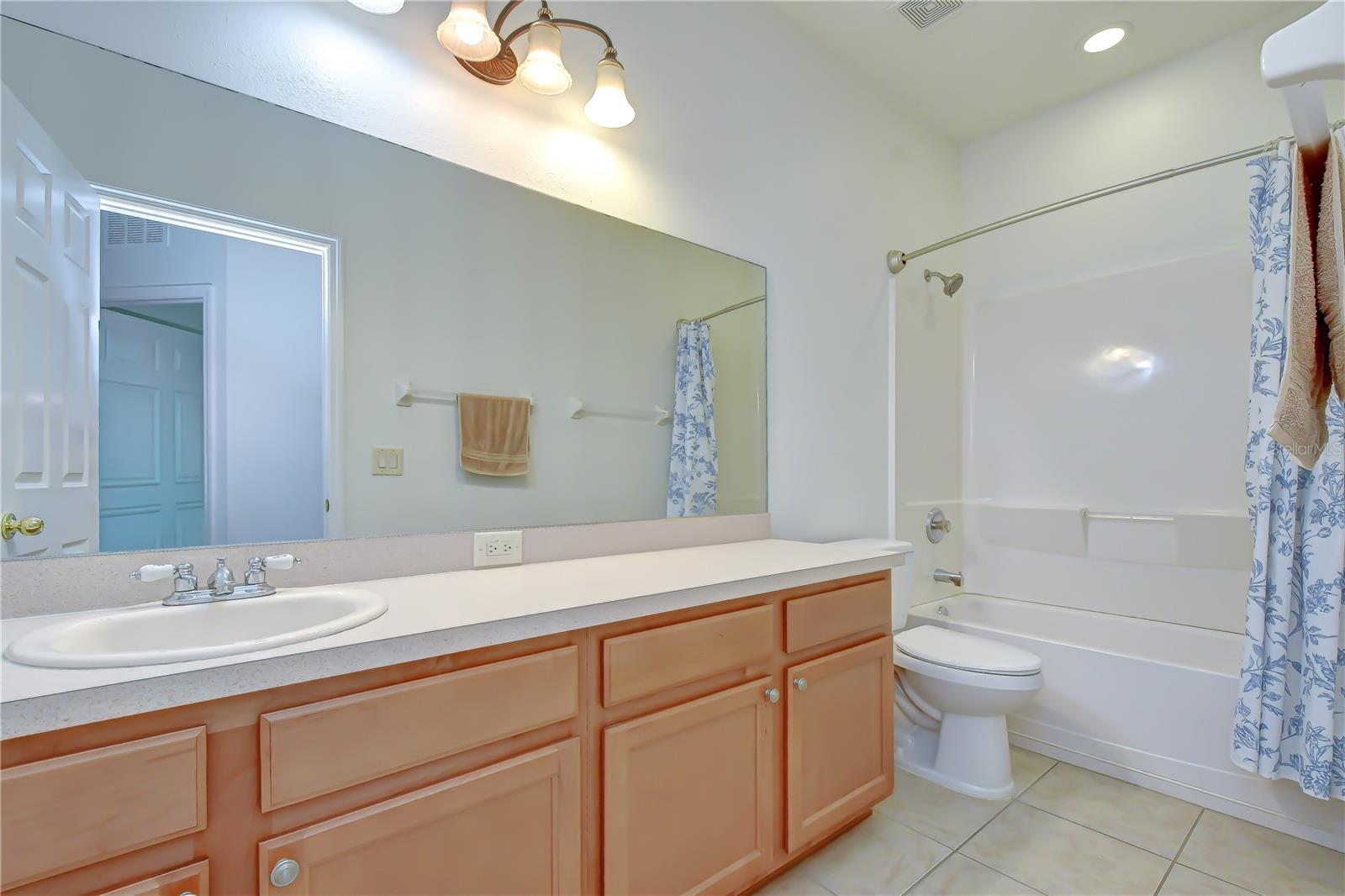 SOUTHERN OAKS GROVE - Residential