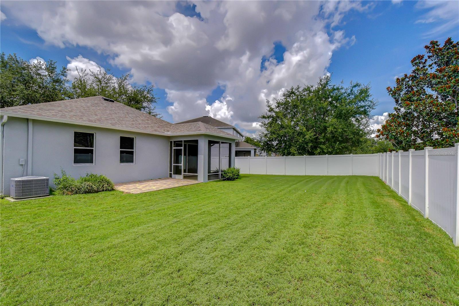 SOUTHERN OAKS GROVE - Residential
