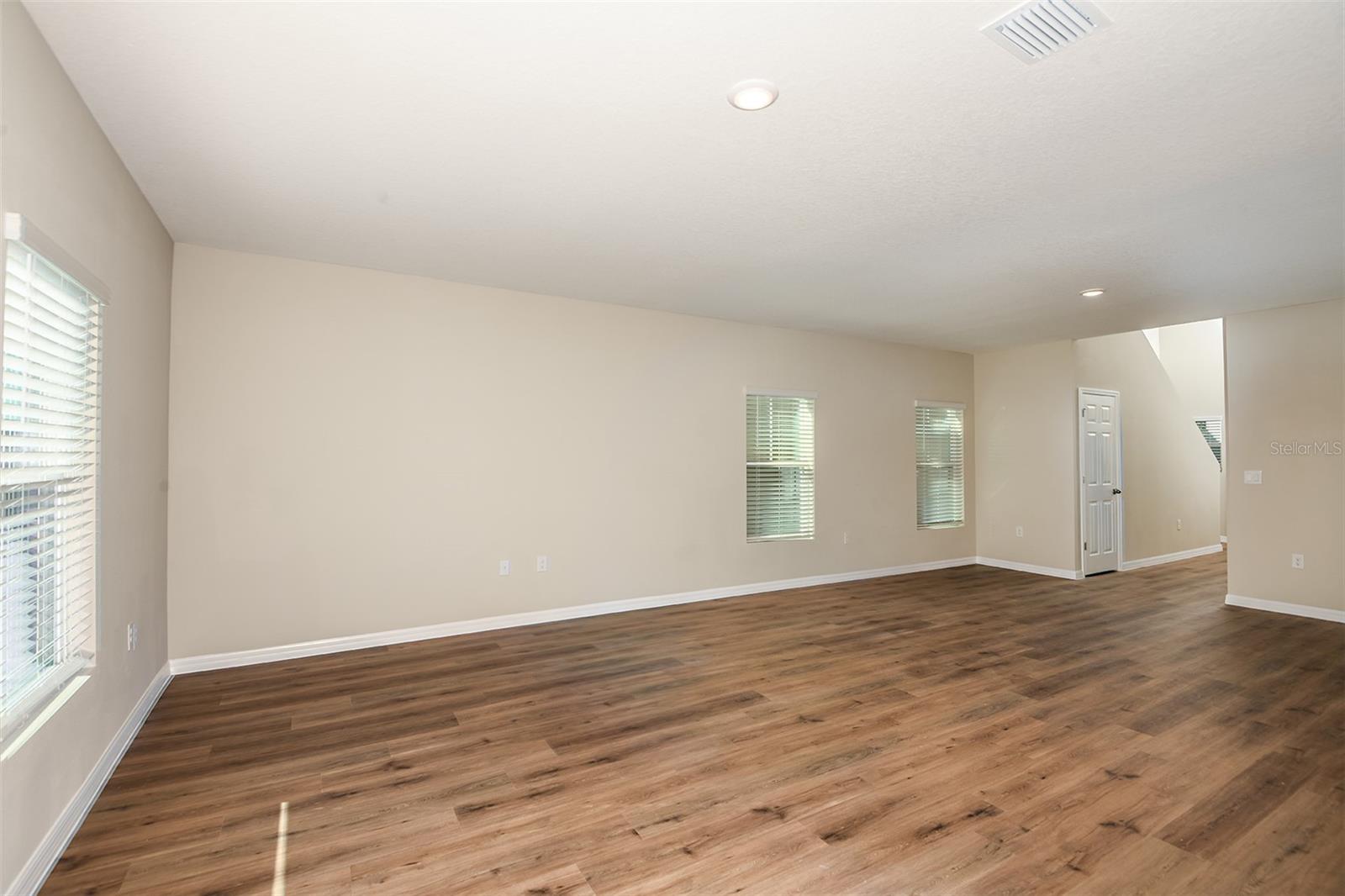 DAVIS LANDING - Residential