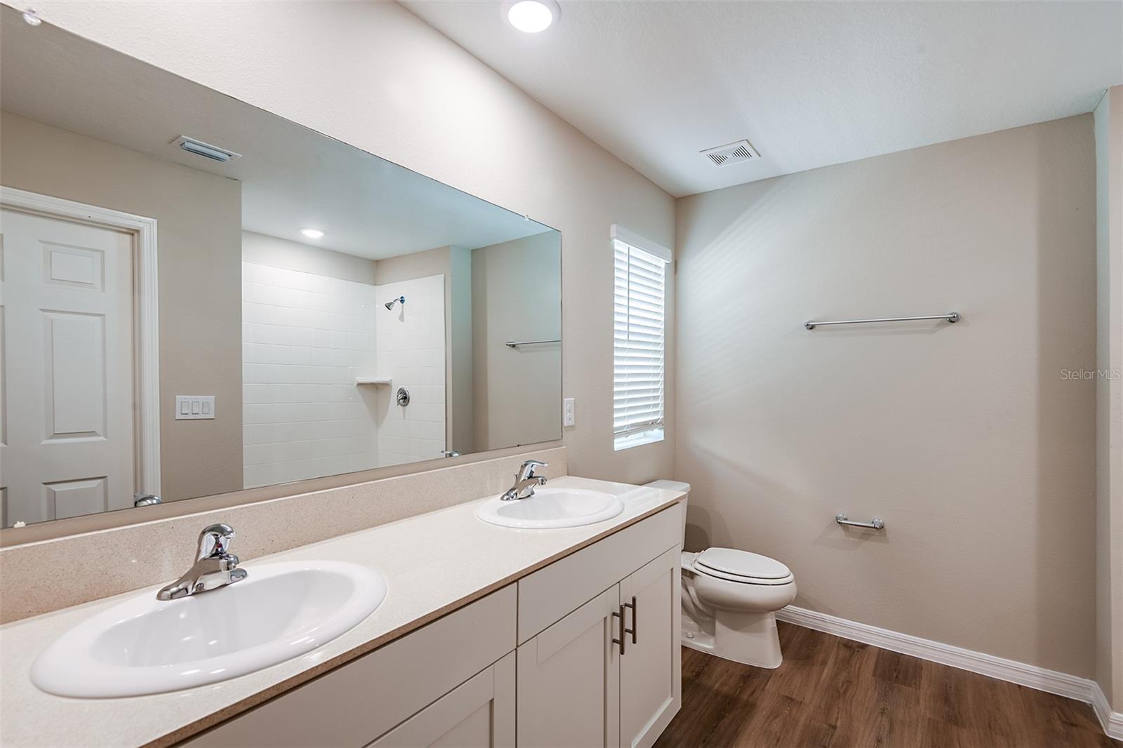 DAVIS LANDING - Residential