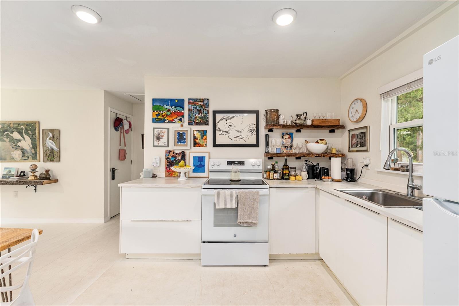 MICANOPY STOUGHTONS ADD - Residential