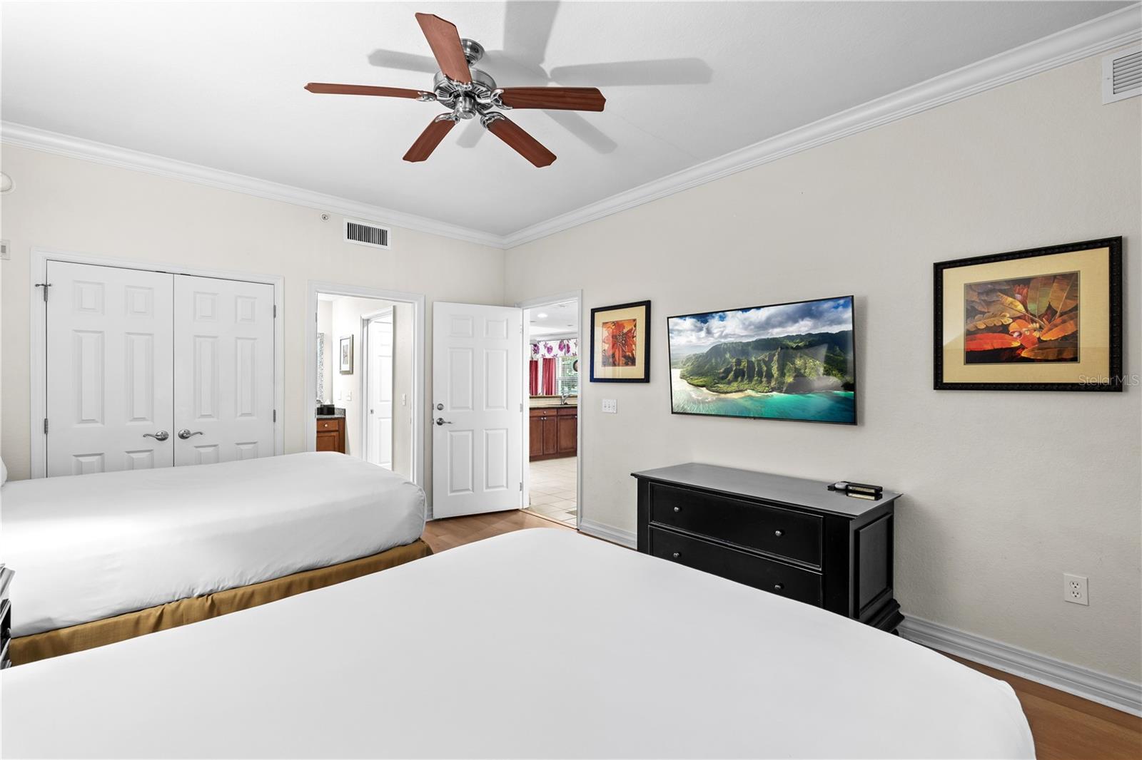 VILLAS AT REUNION SQUARE CONDO PH 5 - Residential