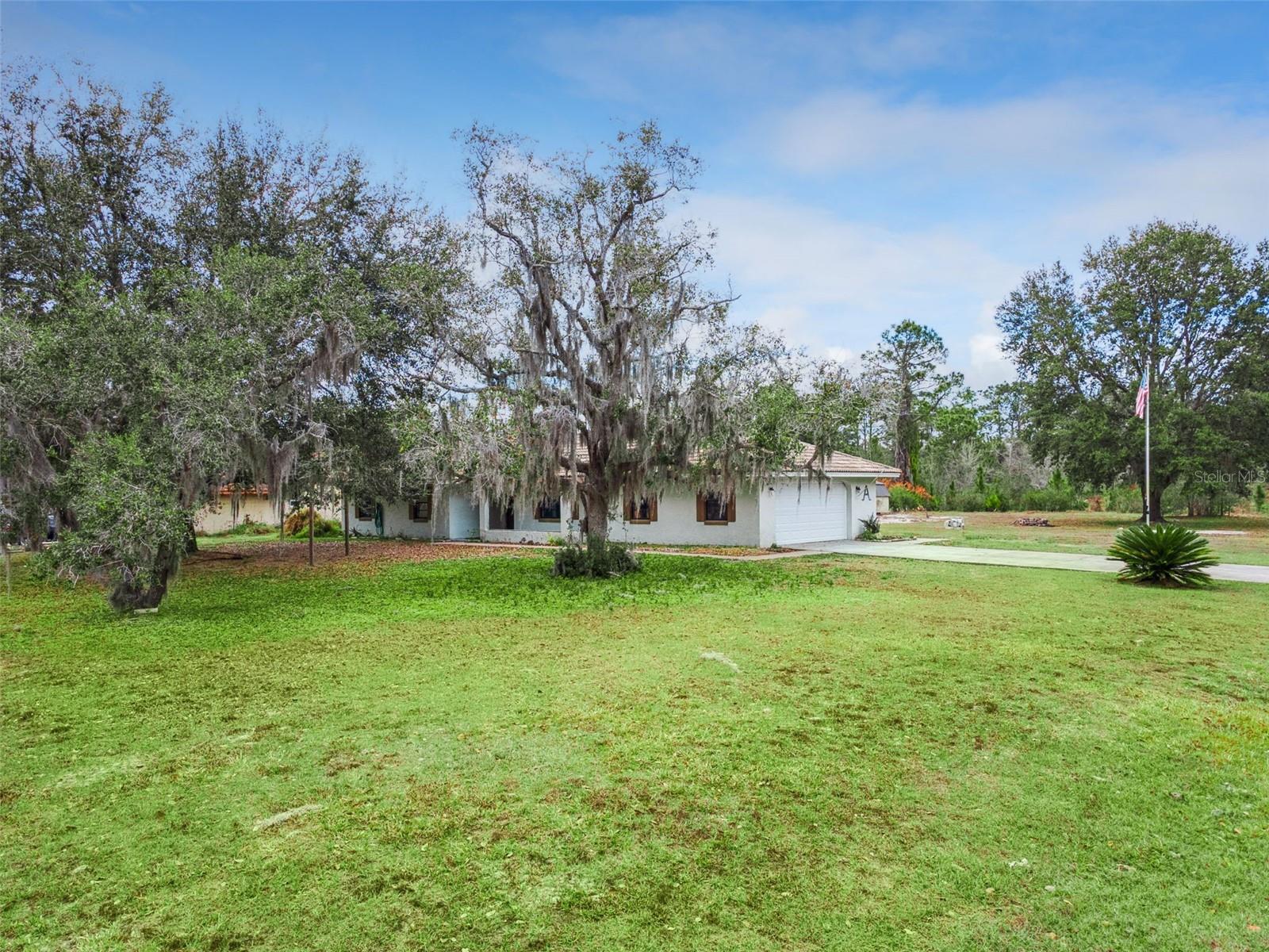 INDIAN LAKE ESTATES - Residential