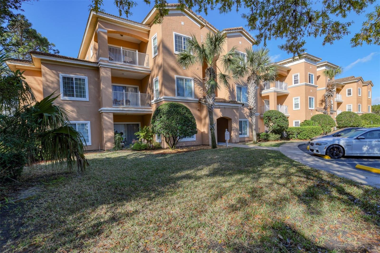 Gorgeous 1 bedroom/1 bath unit that was recently updated! This must see condo has the following updates; faux wood LVP flooring throughout, new faucets, new stainless appliance package, new white kitchen cabinetry, beautiful quartz countertops, new window treatments, new paint, new toilet, updated walk-in shower, and new bath vanity. The well maintained Florida Club community is close to Vilano Beach, the outlets, I-95, and historic downtown! Community features include; community pool, clubhouse, billiards room, exercise center, pickleball, and is located next to a county golf course. Could be a great starter home, second home, or very profitable rental property. This one wont last long, schedule a showing today!!!