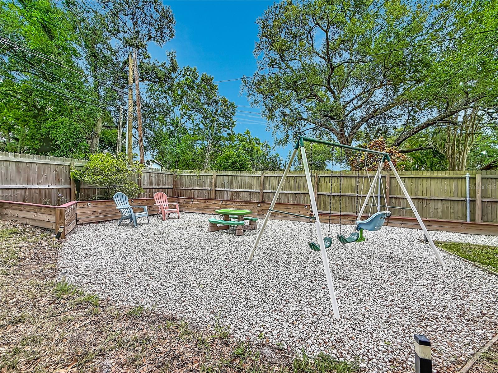 ROOSEVELT GROVES - Residential