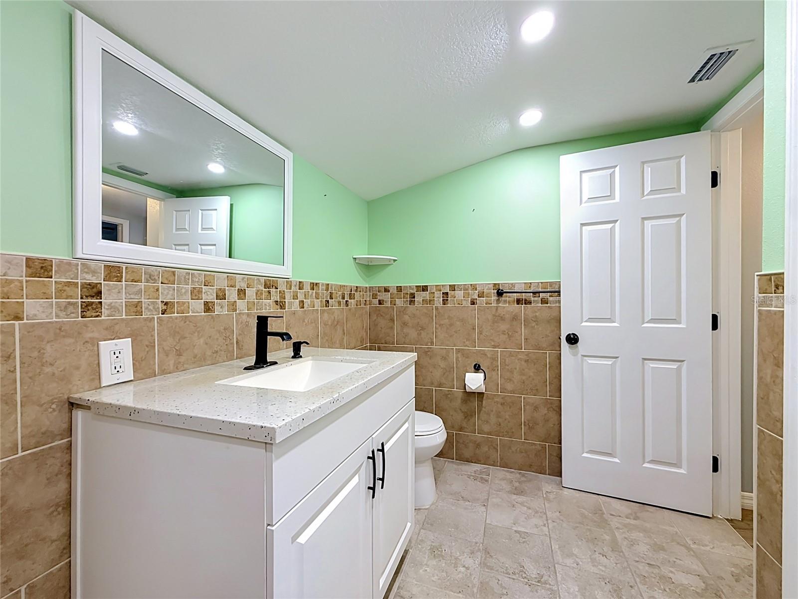 ROOSEVELT GROVES - Residential
