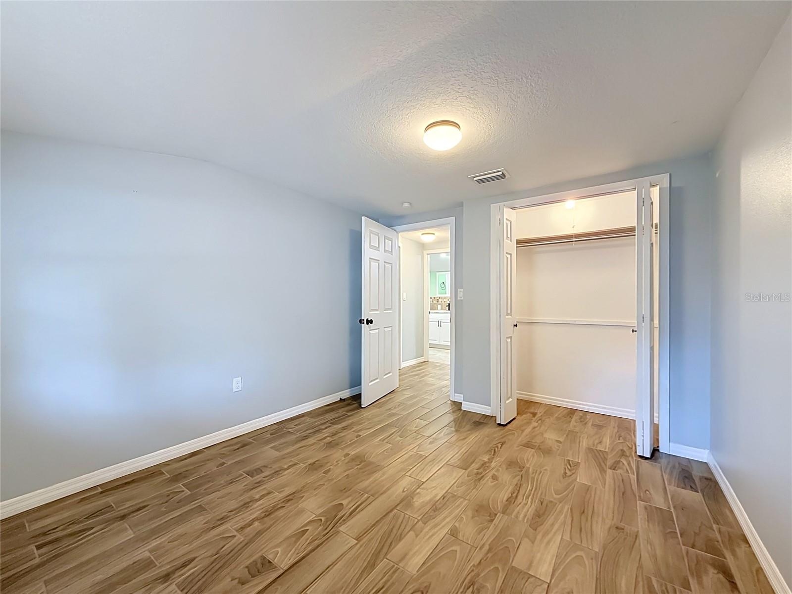ROOSEVELT GROVES - Residential