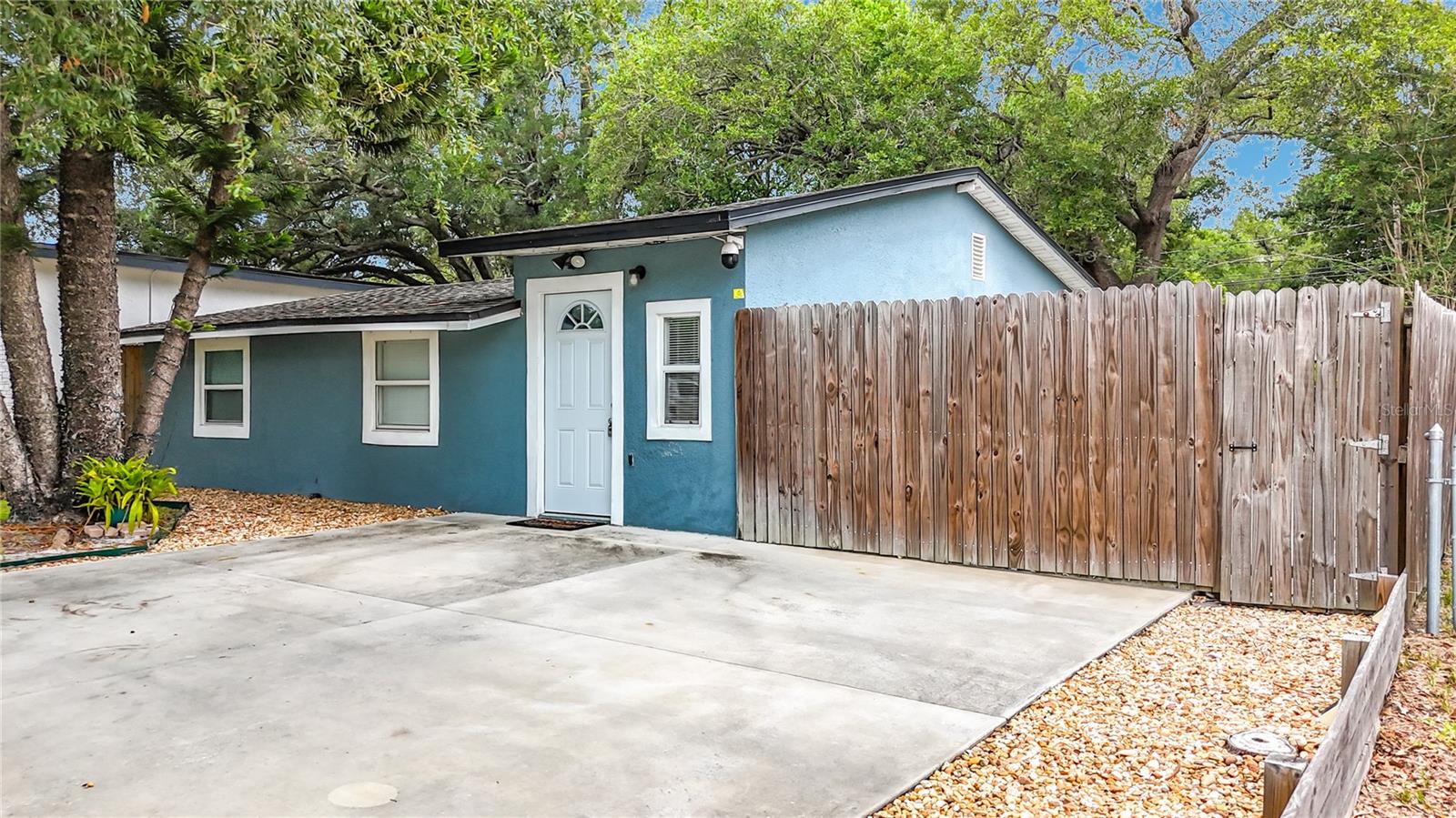 ROOSEVELT GROVES - Residential