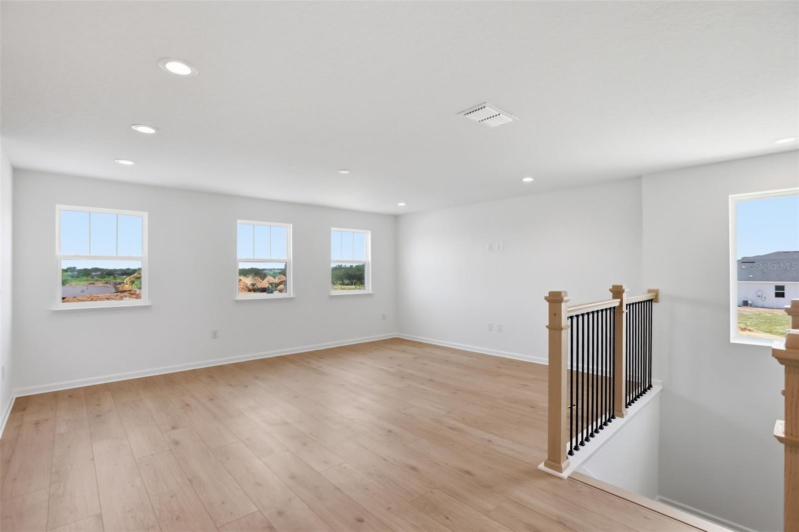 BRONSON PEAK - Residential