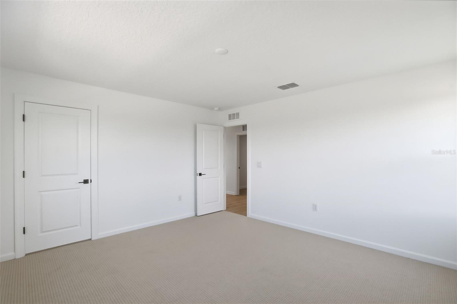 BRONSON PEAK - Residential