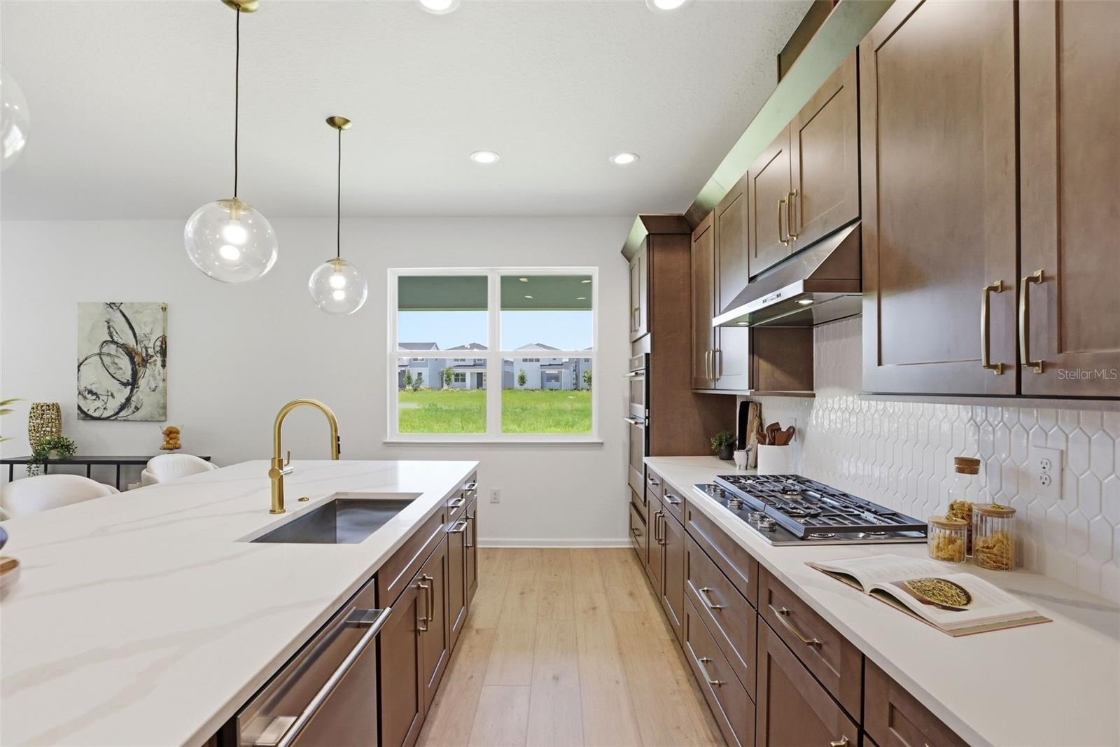 BRONSON PEAK - Residential
