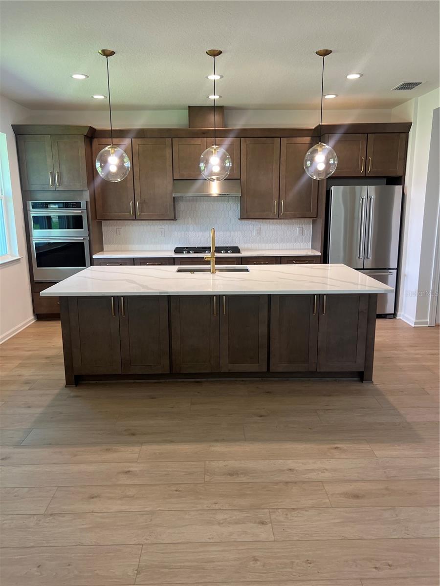 BRONSON PEAK - Residential