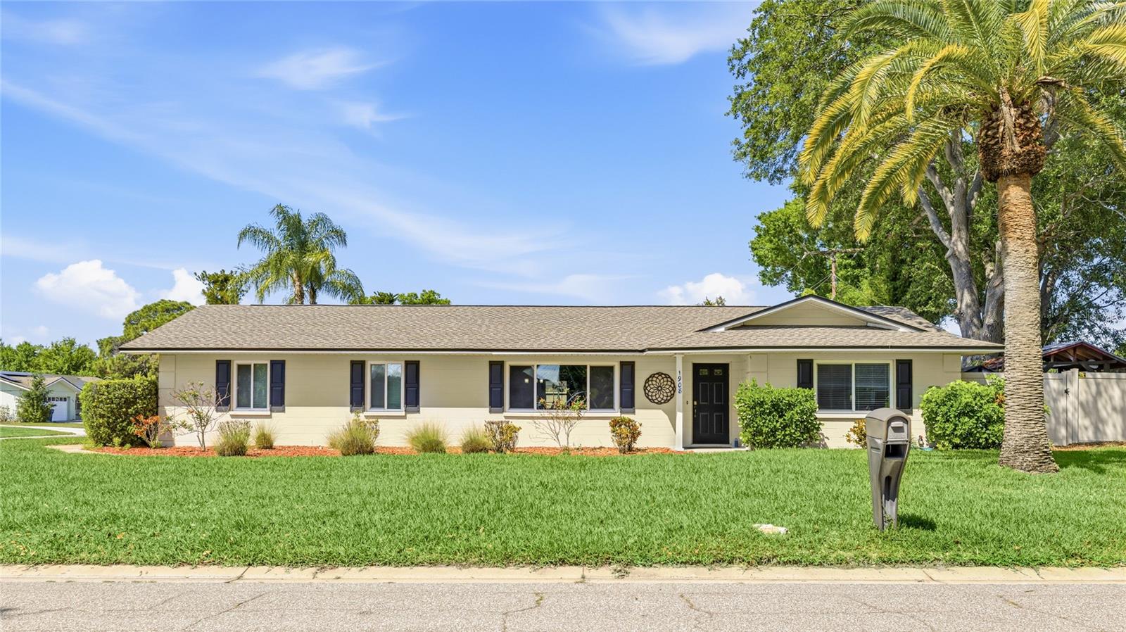 WEST WOODS - Residential