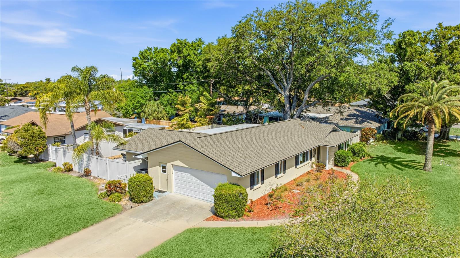 WEST WOODS - Residential