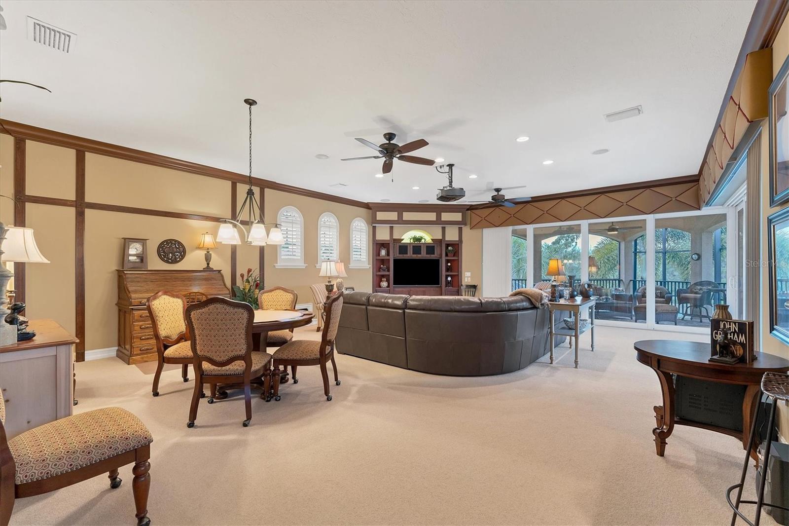 LAKEWOOD RANCH COUNTRY CLUB - Residential