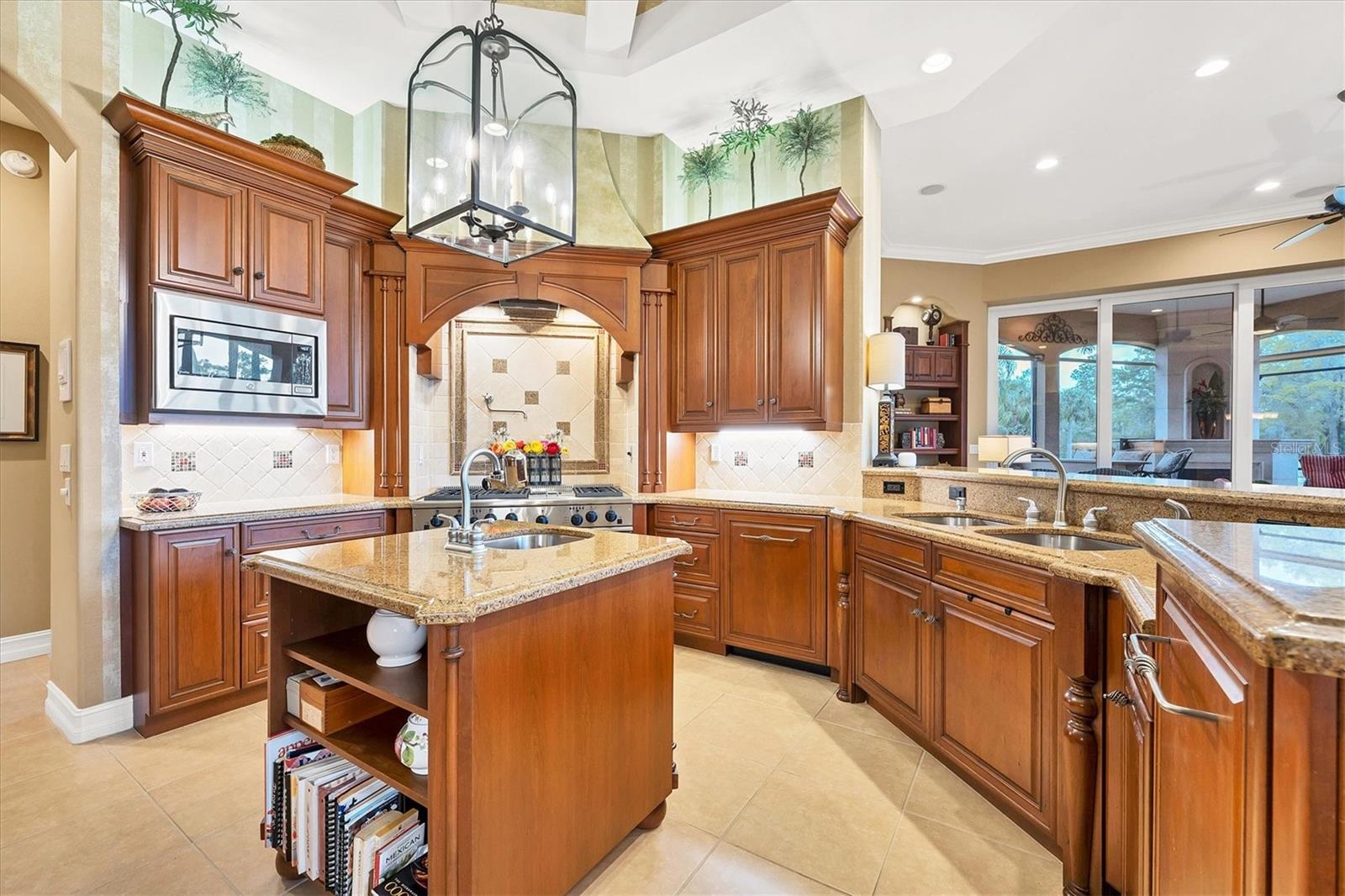 LAKEWOOD RANCH COUNTRY CLUB - Residential
