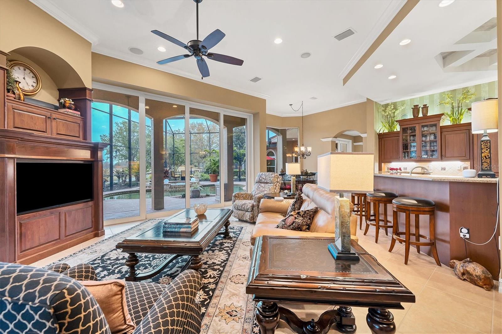 LAKEWOOD RANCH COUNTRY CLUB - Residential