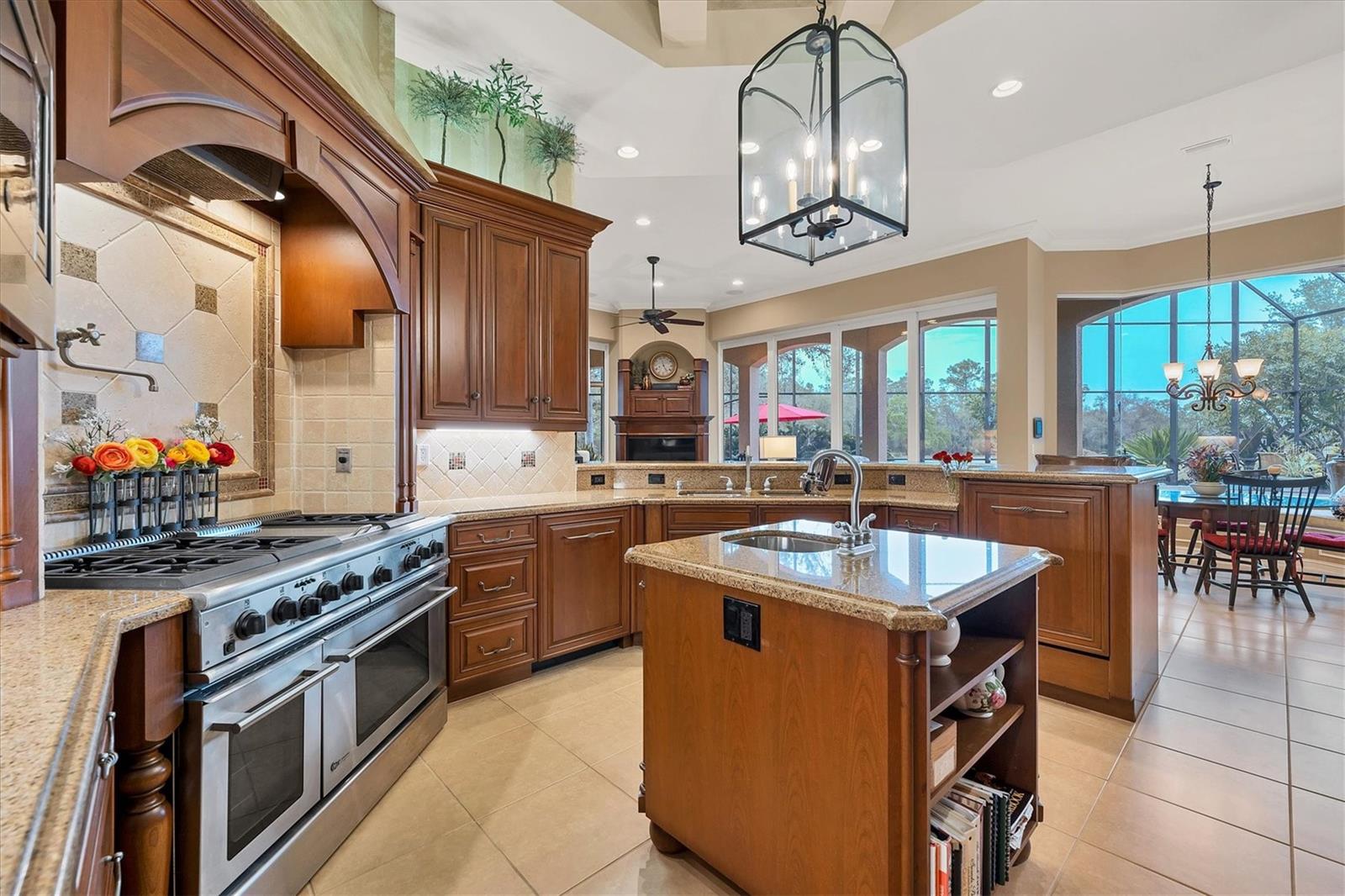 LAKEWOOD RANCH COUNTRY CLUB - Residential